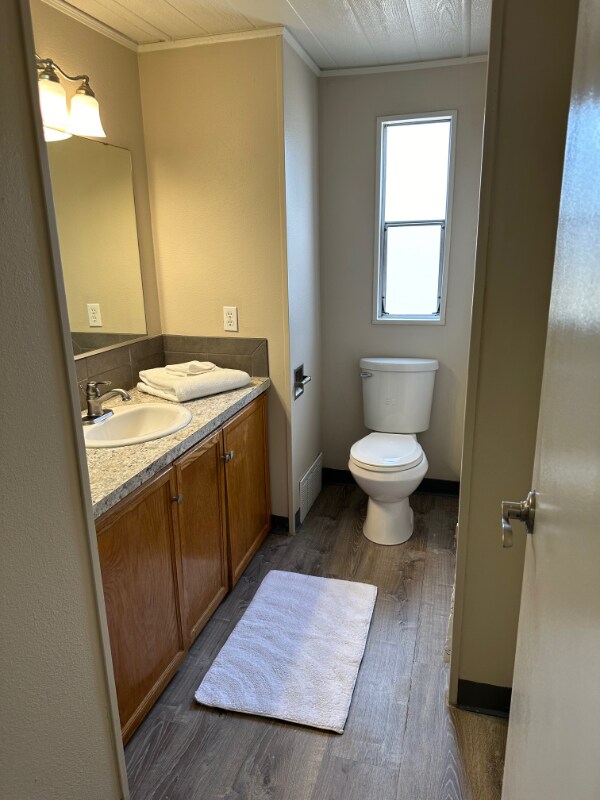 Building Photo - 4020 Kern St