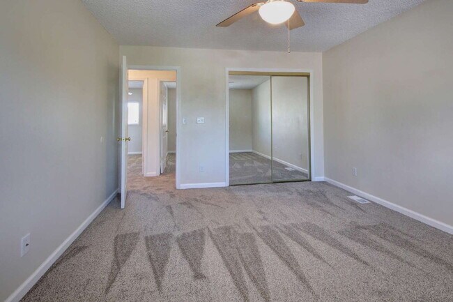 Building Photo - Charming Colorado Springs Rental in Top Ra...