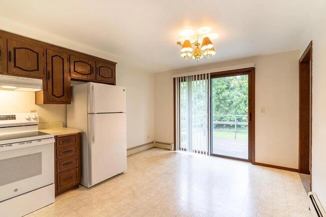 Building Photo - 1701 Saint Agnes Dr