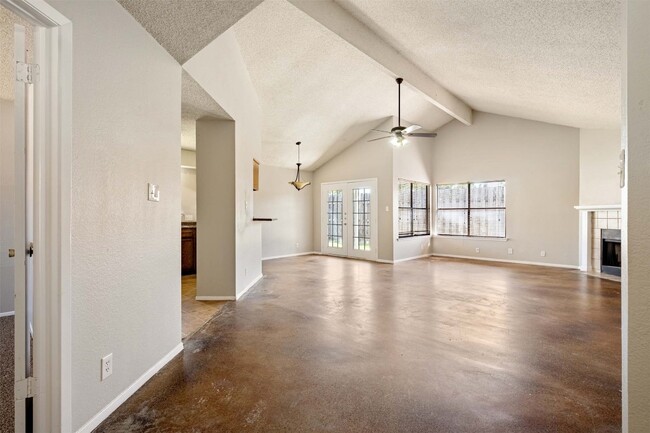 Building Photo - 1108 Peach Tree Cove