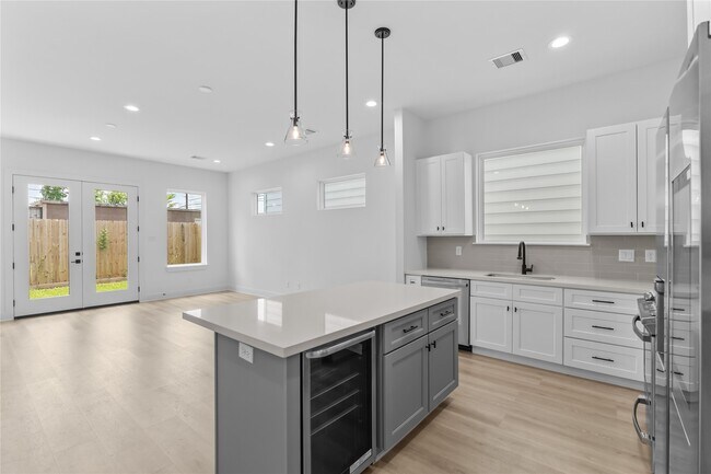 Building Photo - 3426 Bolin Rd