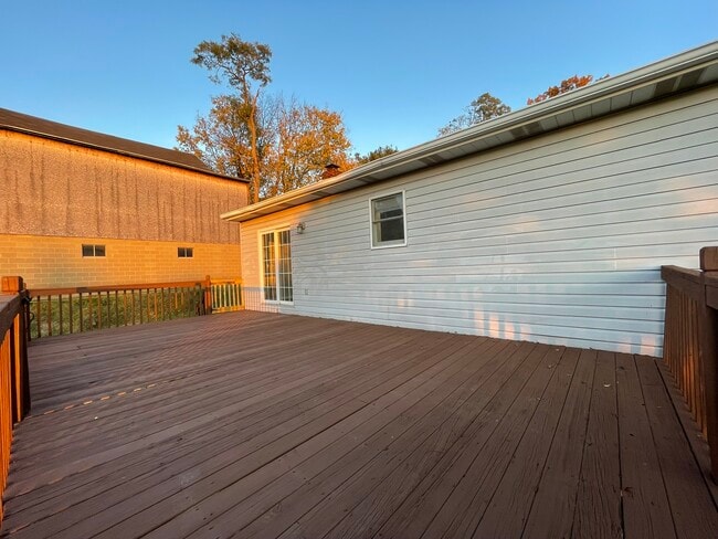 Building Photo - 3149 Glenwood Dr