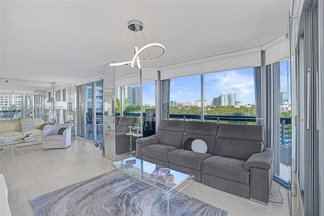 Building Photo - 3400 NE 192 St