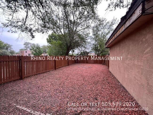 Building Photo - 4630 La Vida Nueva Del Norte SW