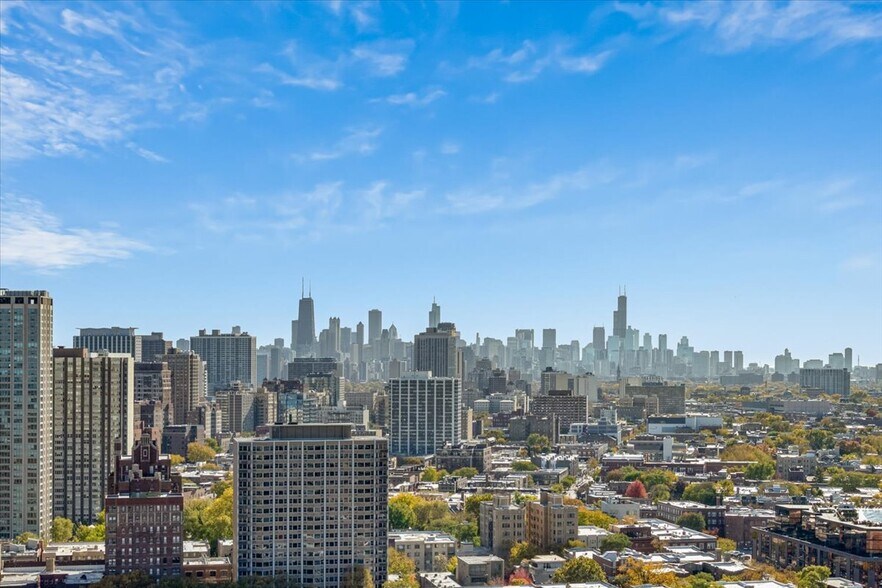 Building Photo - 3660 N Lake Shore Dr