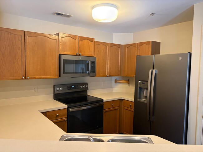 Building Photo - 2502 Driftwood Ct