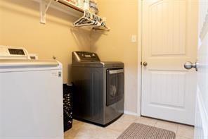 Building Photo - 2544 Saldana Dr