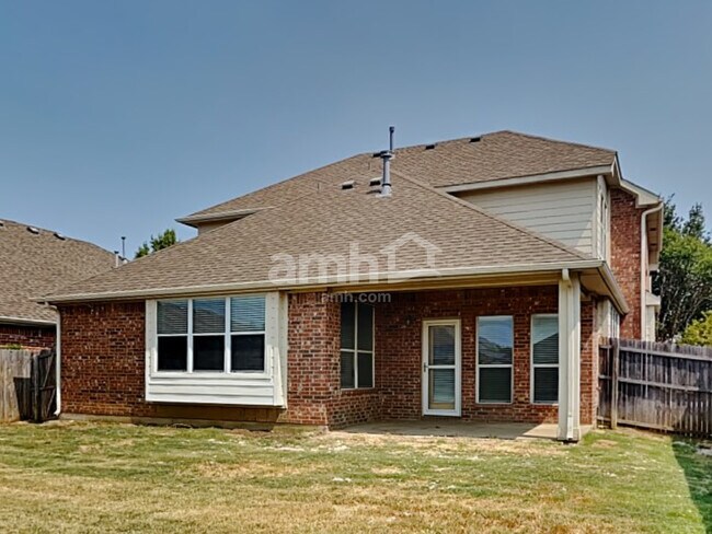Building Photo - 2709 Evening Mist Dr