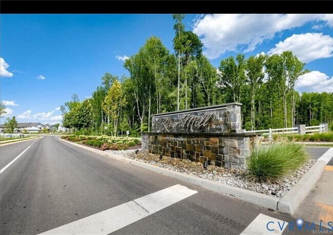Building Photo - 3011 Farmstead Mill Dr