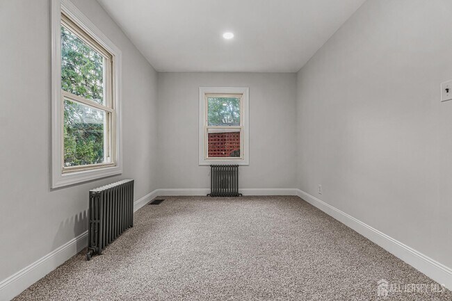 Building Photo - 148 Helmetta Rd