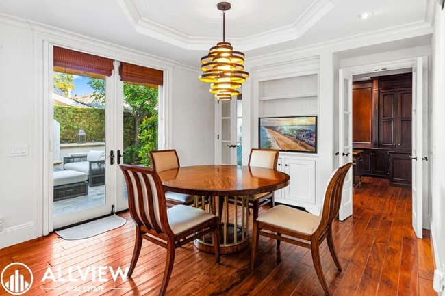 Building Photo - Stunning 3 Bedroom + Bonus Room 3.5 Bath A...