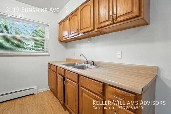 Building Photo - 3119 Sunshine Ave