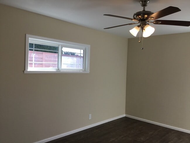 Building Photo - 15154 Enadia Way