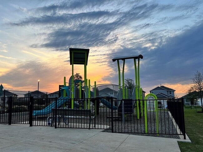 Building Photo - 6413 Owl Creek Ln