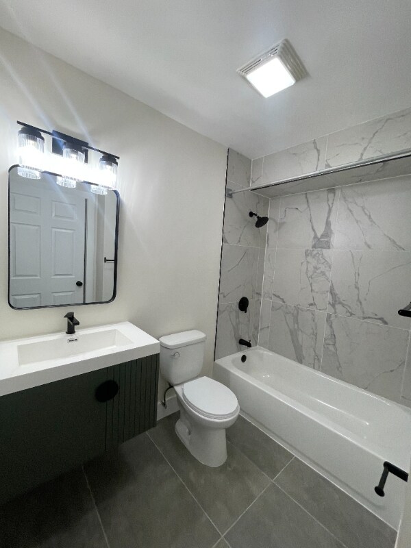 Building Photo - 397-399-399 18th Ave