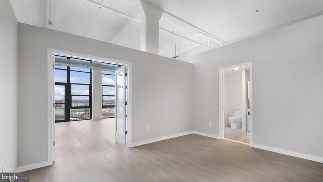 Building Photo - 444 N 4th St