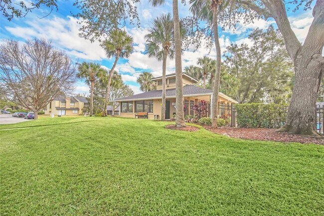 Building Photo - 8244 Limetree Ct