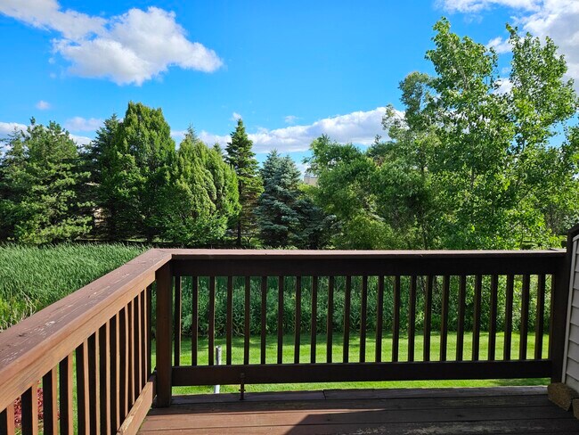Building Photo - 3598 Bent Trail Dr