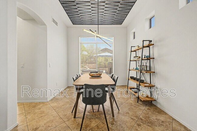 Building Photo - 3563 N Tuscany