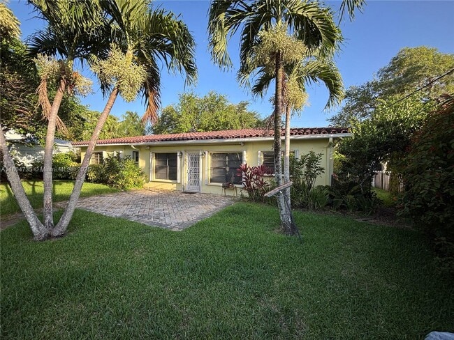 Building Photo - 5951 SW 84th St
