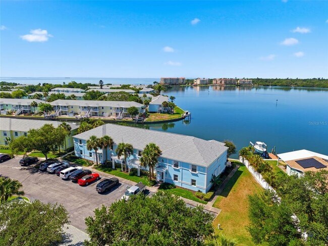 Building Photo - 4805 Cobia Dr SE