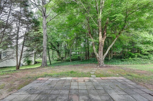 Building Photo - 5229 Pine Branch Ct