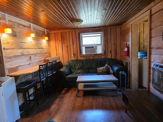 Building Photo - 2660 NC 2660