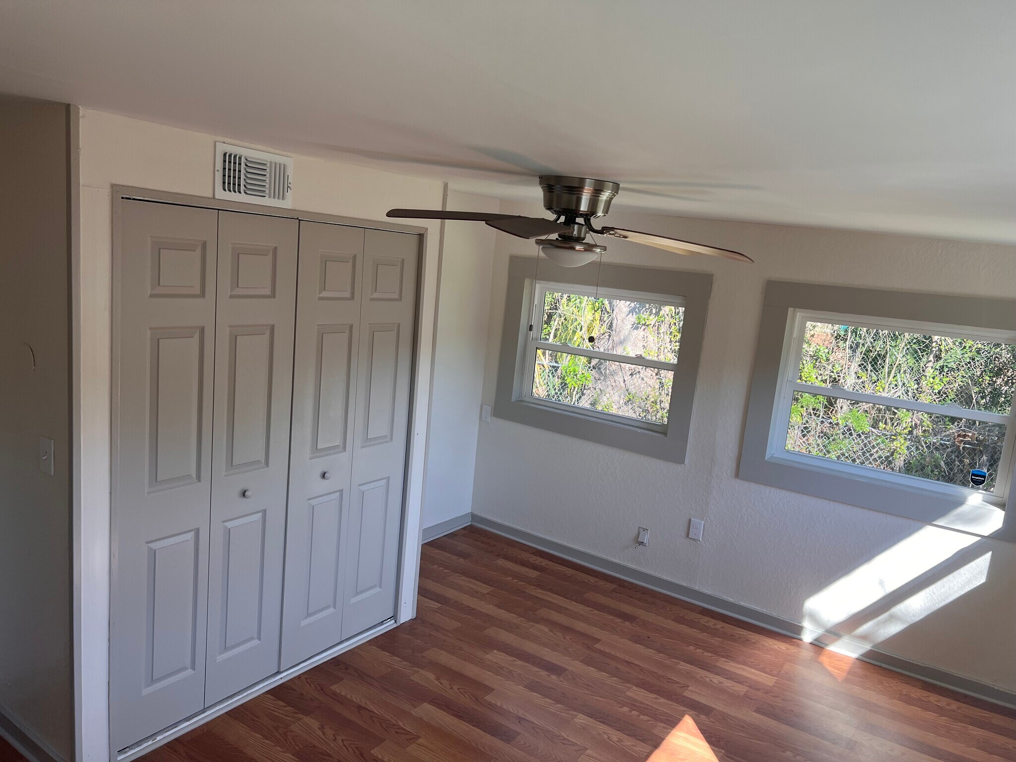 MASTER BEDROOM - 2821 W 11th St