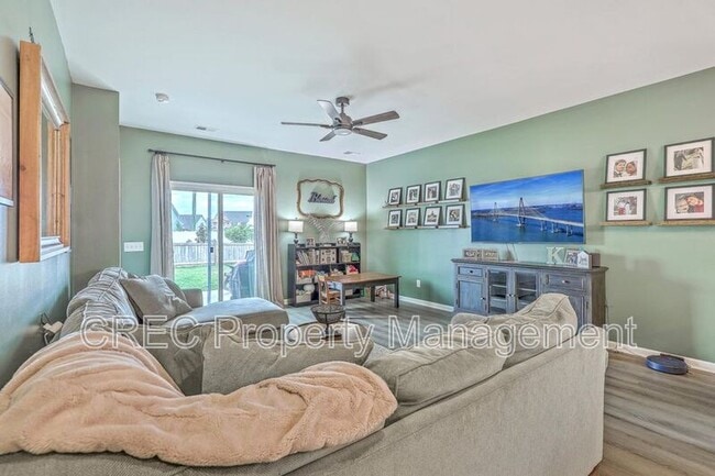 Building Photo - 302 Fox Gap Rd