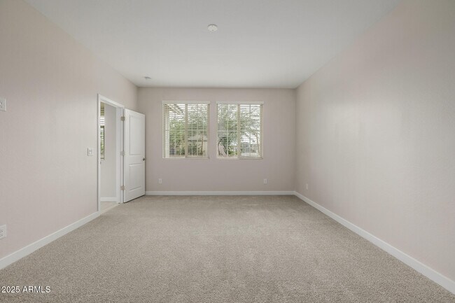 Building Photo - 9439 East Sebring Avenue