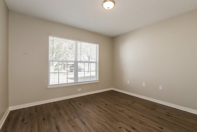 Building Photo - 4715 Little Denise Ct