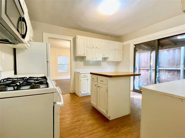 Building Photo - 3717 Throckmorton St