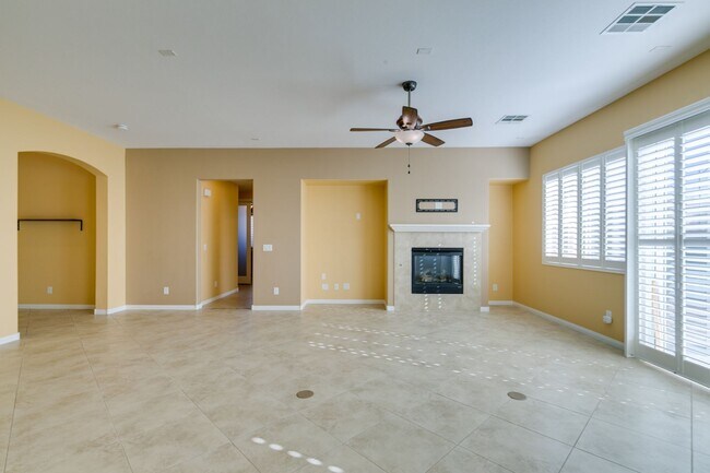 Building Photo - Beautiful Single-Story, 3 Bedroom Home on a Premium Corner Lot in NW!