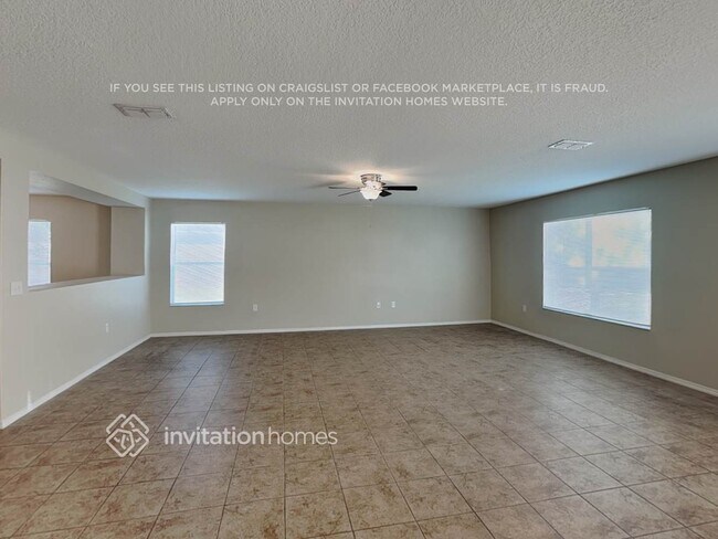 Building Photo - 240 Star Shell Dr