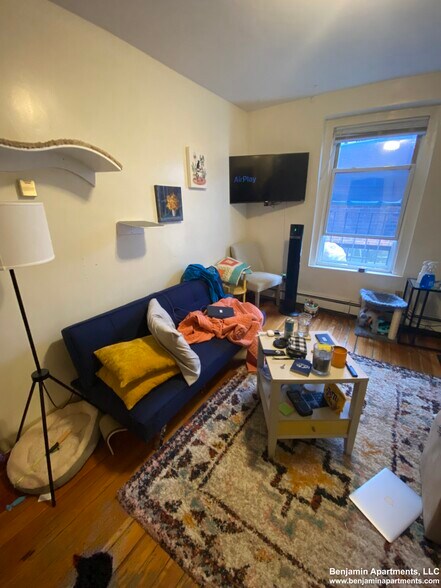 Building Photo - 232 Cambridge St