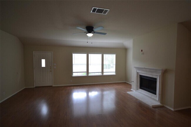 Building Photo - 1803 Warwick Cove