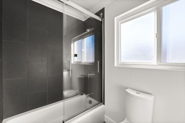 Building Photo - Beautiful Home in Dana Point