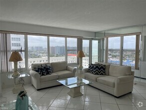Building Photo - 2 br, 2 bath Condo - 4010 Galt Ocean Dr Ap...