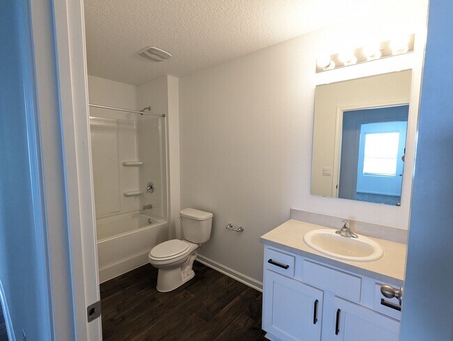 Building Photo - ENTRADA SUBDIVISION - 2024 BUILD -  4/2/3 ...