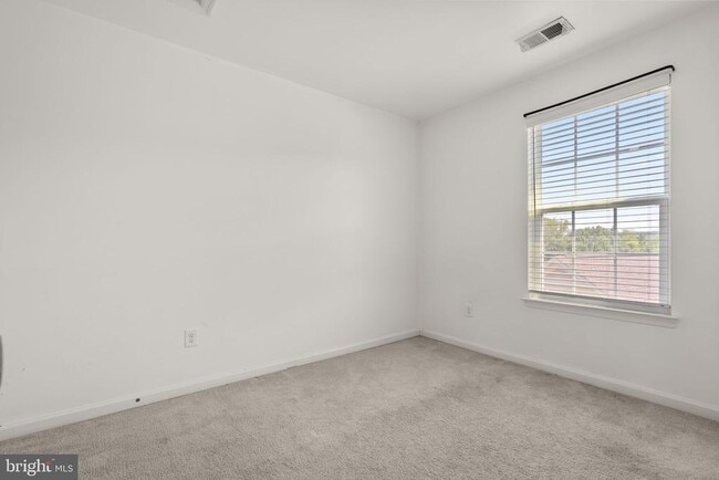 Building Photo - 6974 Kona Dr
