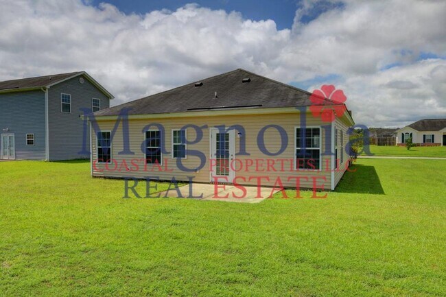 Building Photo - 3 Bedroom 2 Bathroom Live Oak - Richmond Hill