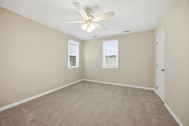 Building Photo - Spacious 3BR Home with Deck in Prime Wake Forest Location