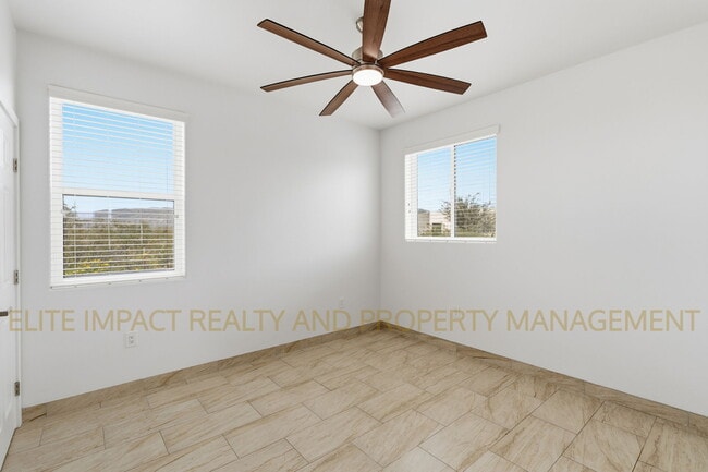 Building Photo - 13691 E Pocketknife Dr