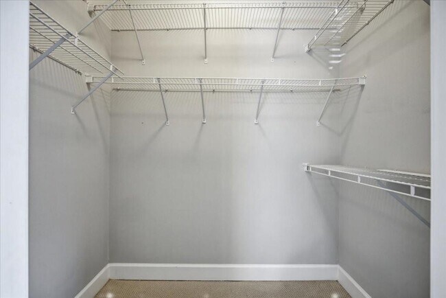 Building Photo - 3777 Peachtree Rd NE