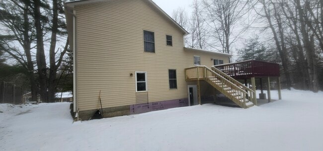 Building Photo - 260 Birchwood Dr