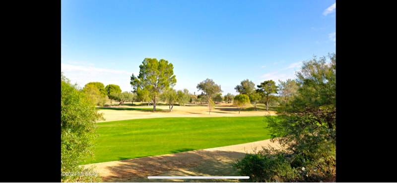 Building Photo - 1012 W Desert Hills Dr