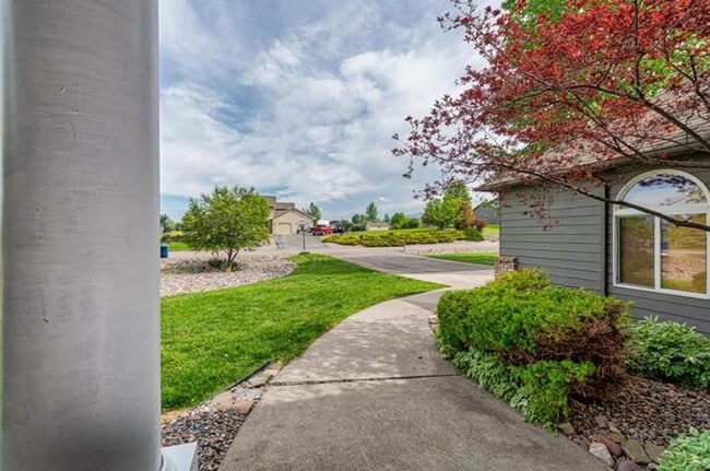 Building Photo - Beautiful home in Haven Heights