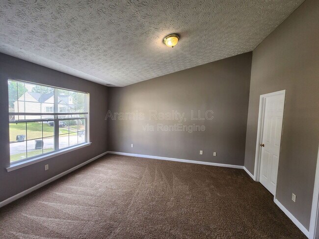 Building Photo - 4519 Swan Trce