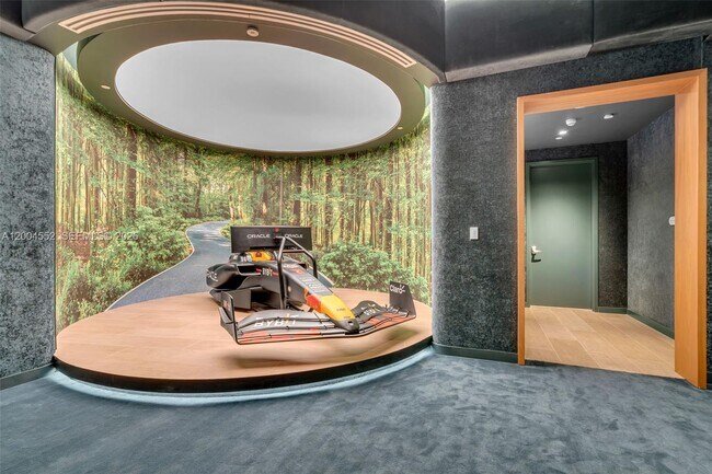 Building Photo - 77 SE 5th St