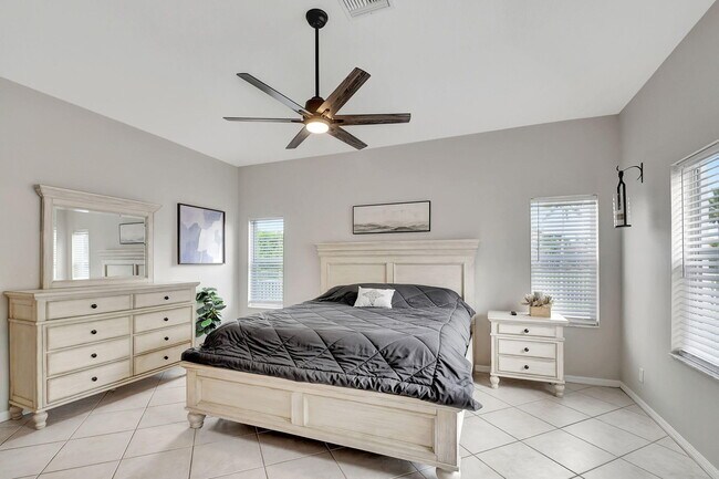Building Photo - 11723 Water Bend Ct